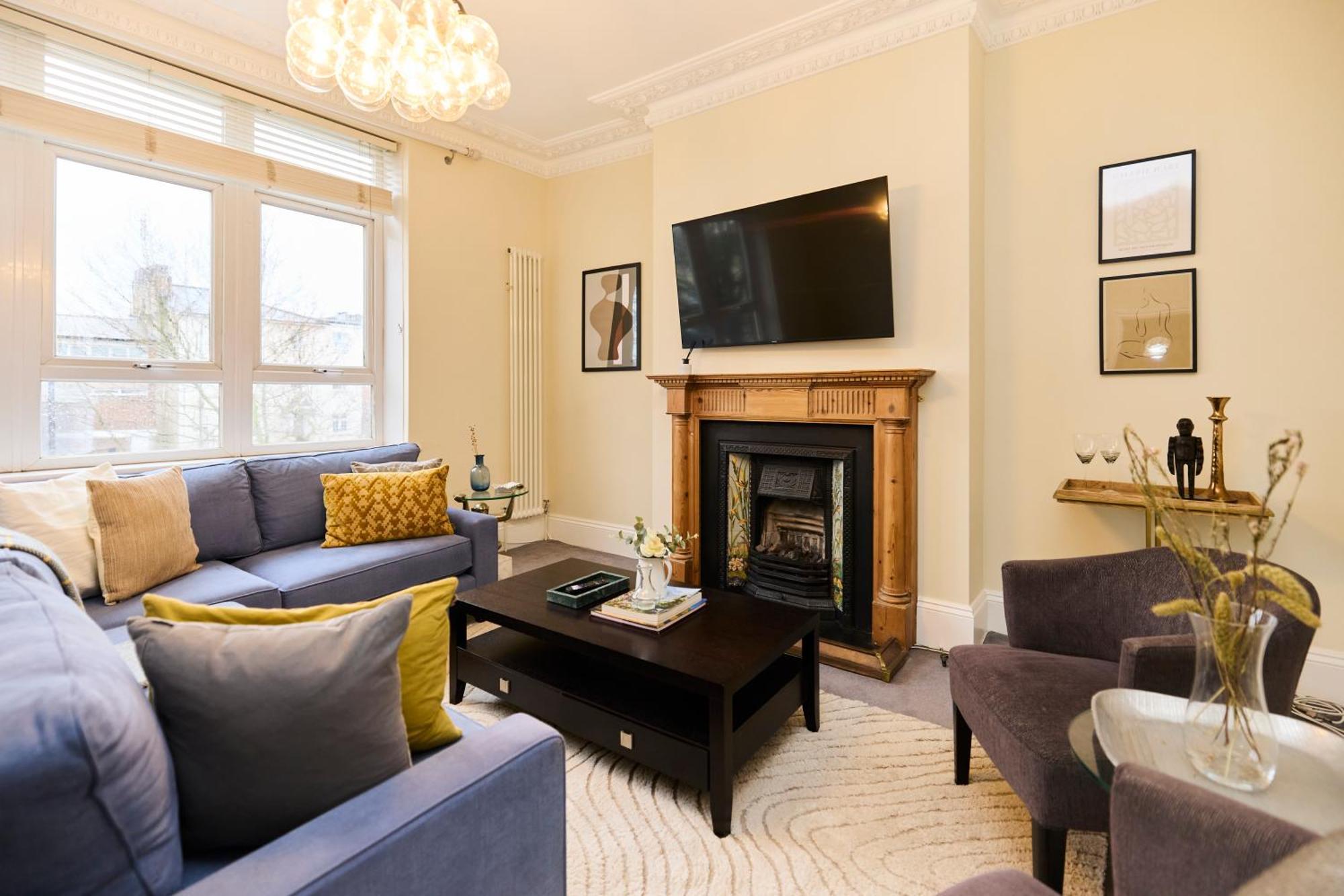 Apartamento The Peckham Hideaway - Bright 3Bdr Flat Londres Exterior foto